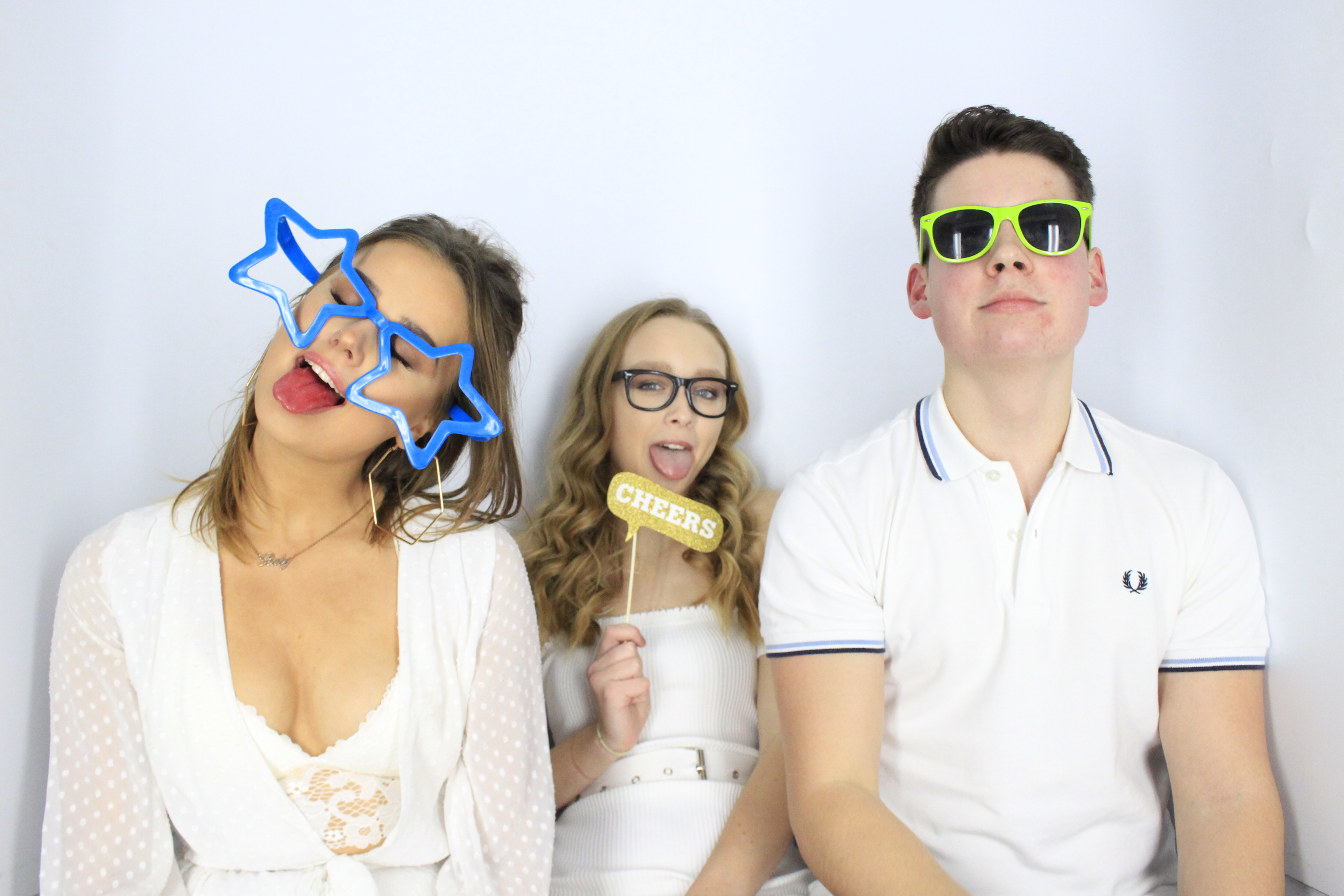 Issy & Alice's 18th Birthday Party | View more photos from the event at gallery.myphotoboothexperience.co.uk/u/MyPhotoBoothExperienceLtd/Issy-Alices-18th-Birthday-Party